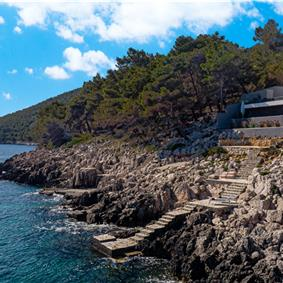 6 bedroom villa with infinity pool and sea views, Korcula Island, sleeps 12